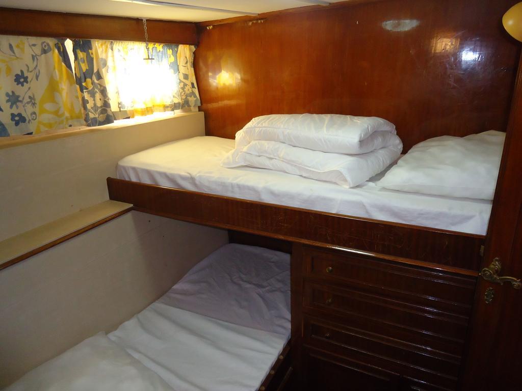 Yacht Bateau Moteur Benetti 19M Otel Sète Dış mekan fotoğraf